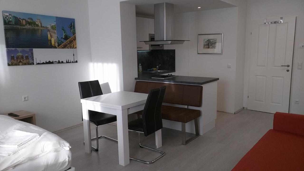 305 Berlin, Studio Apartment, 38M2 2-4 Pers Klagenfurt am Woerthersee Exterior photo
